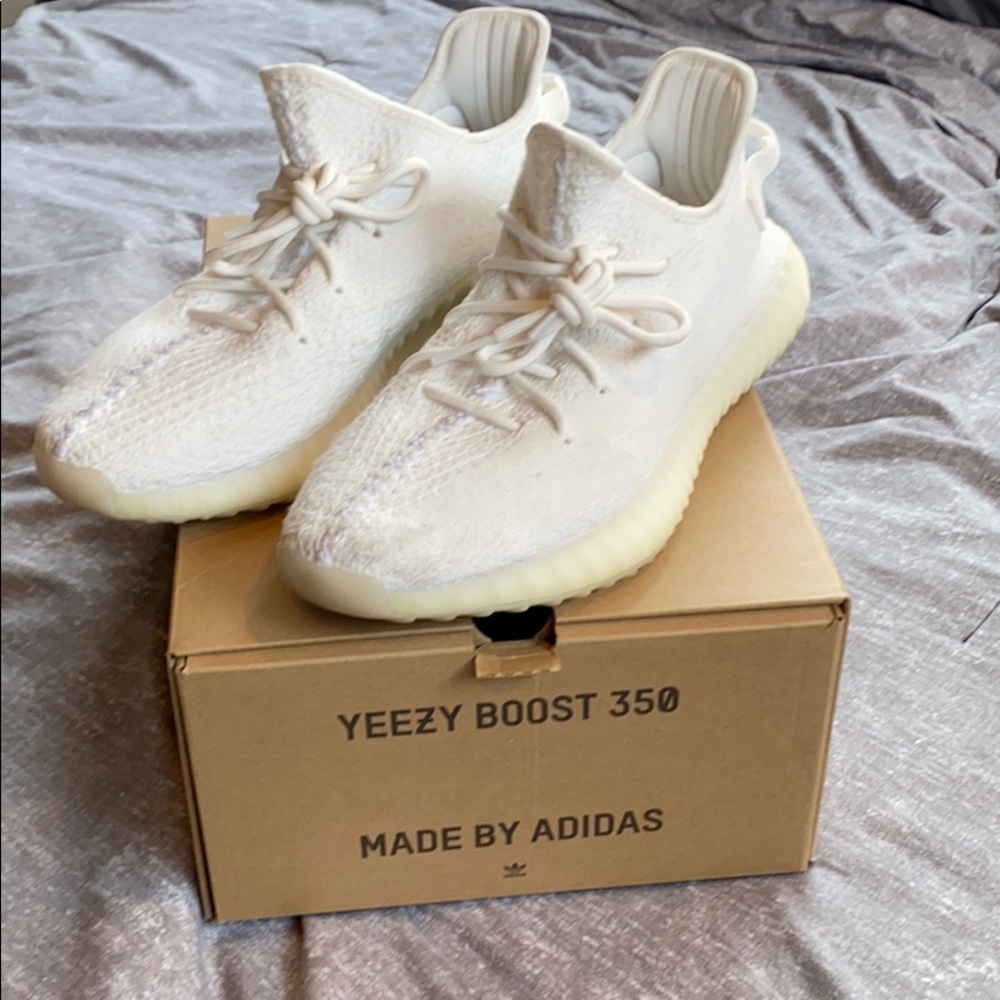 Yeezy Boost 350 Triple White